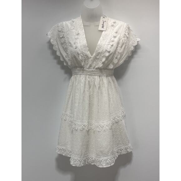 Simplee White Plunging Lace Mini Cover-Up Dress Womens Size Small New With Tags - Picture 1 of 6